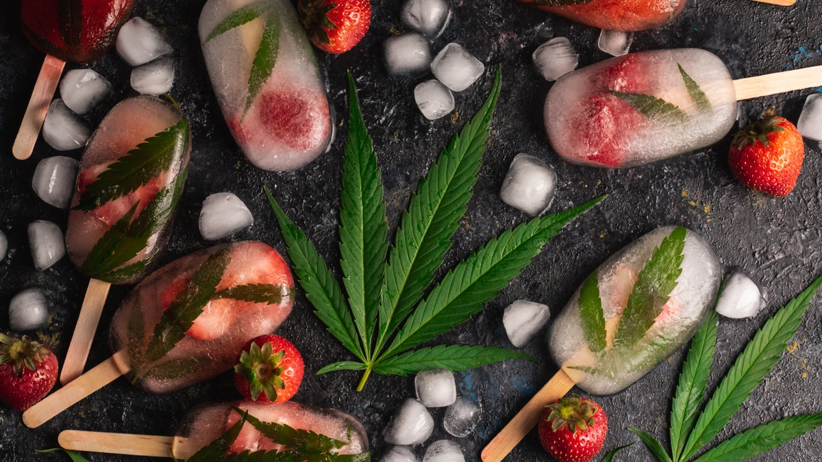 cannabis and strawberry pops
