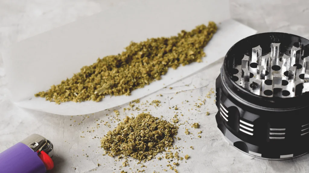 How To Use A Cannabis Grinder - Explore & Learn article