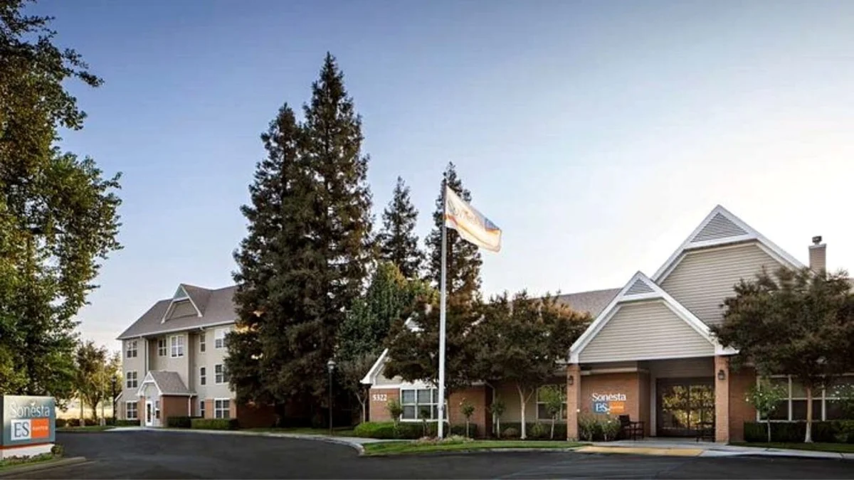 green kush in clear plastic container