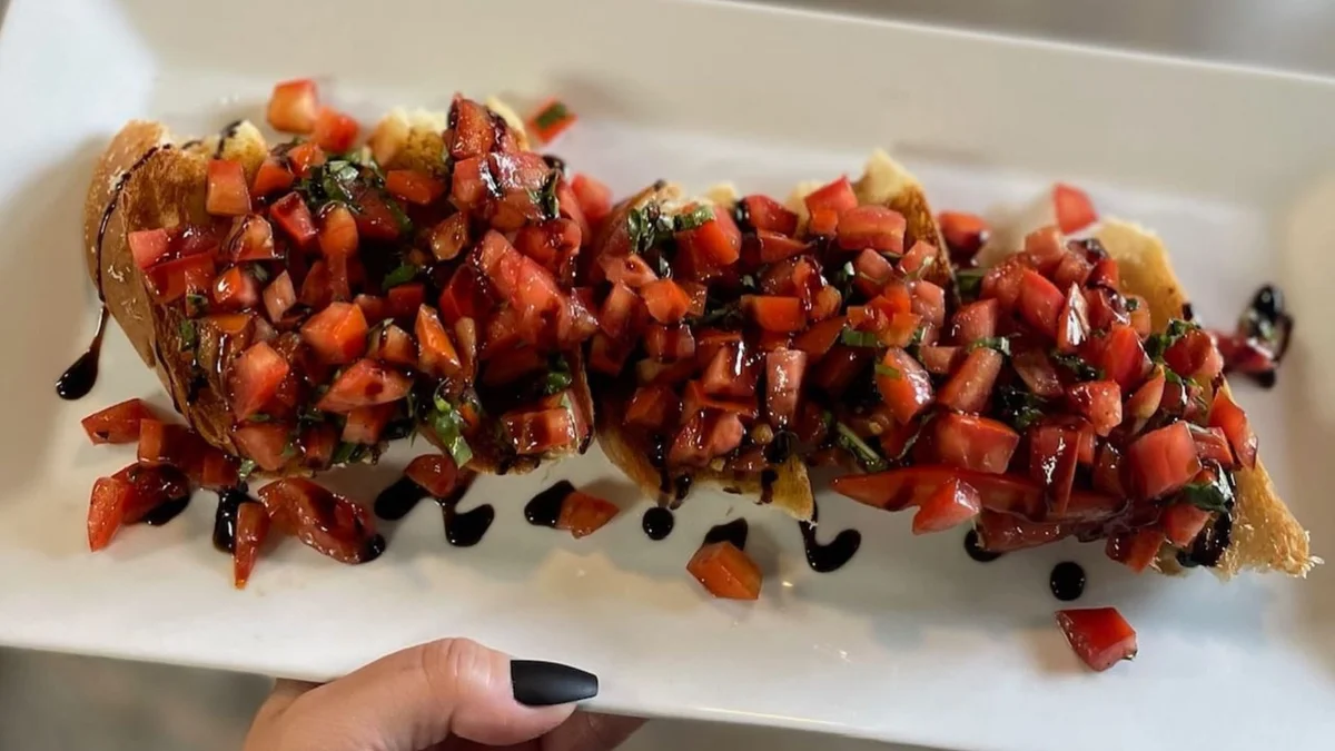 green kush in clear plastic container