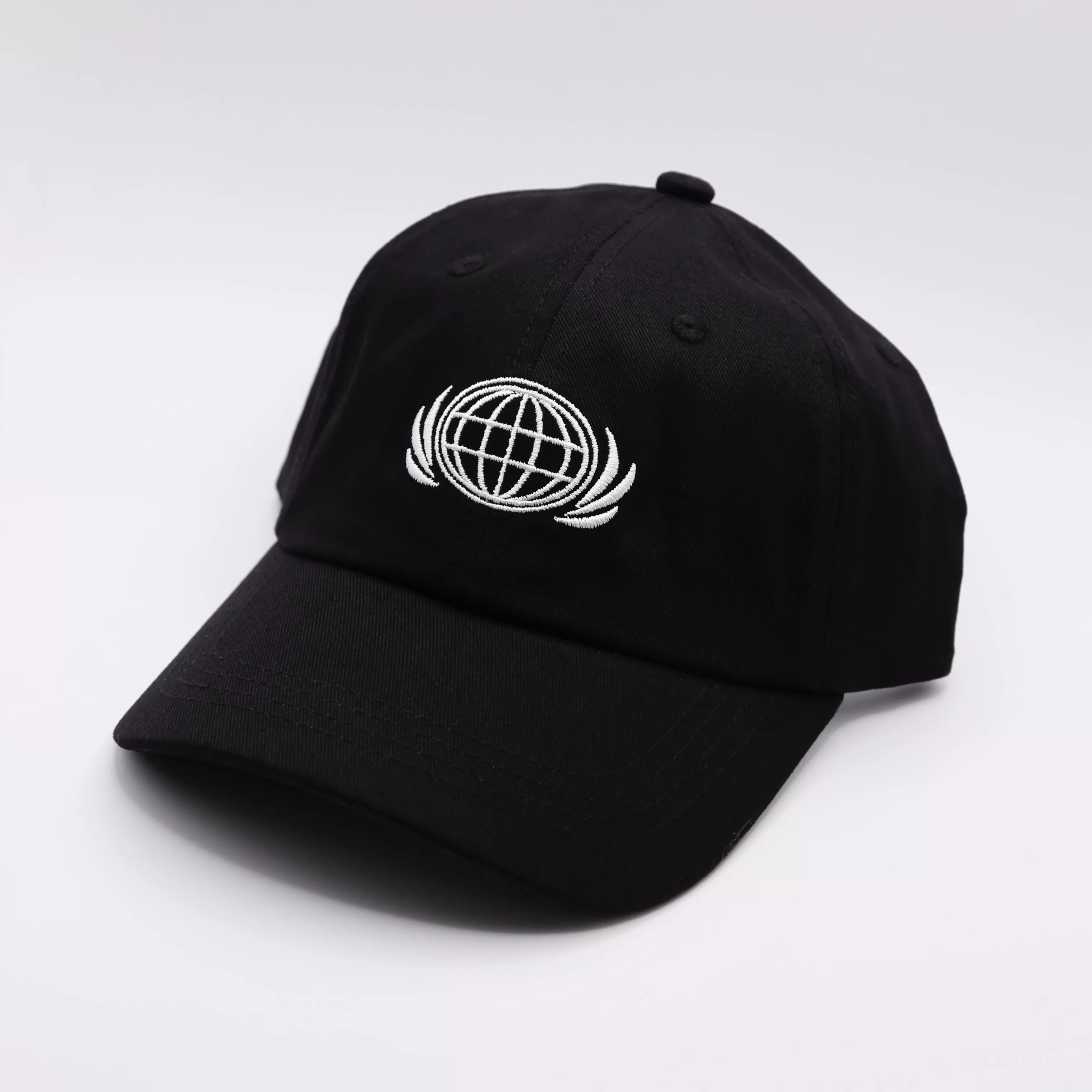 DAD HAT GLOBE LOGO [BLACK] product image